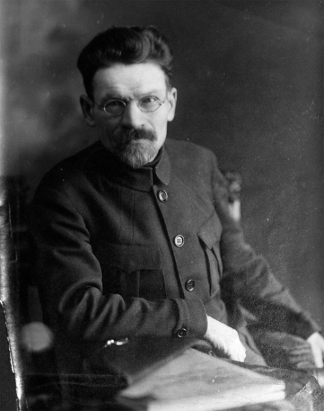 Иосиф Виссарионович Сталин (Джугашвили) .. |13